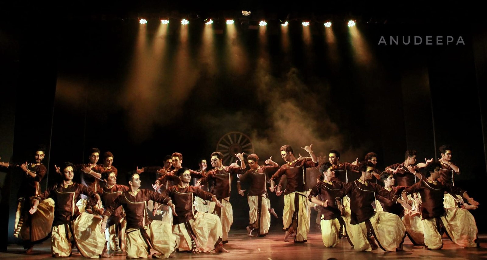 Nov 13_Contemporary Dance Season_Day 1_Kohinoor Sen Barat & troupe (1)