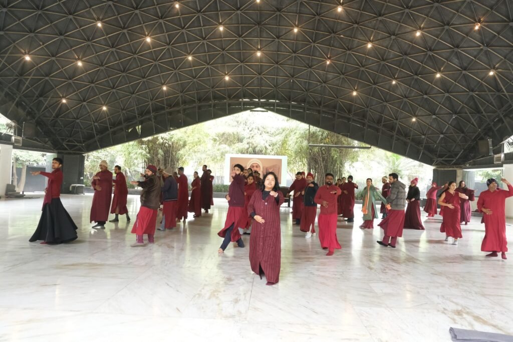 Disciple Day Celebrated at Osho Dham, with Devotion, Reflection and Art
